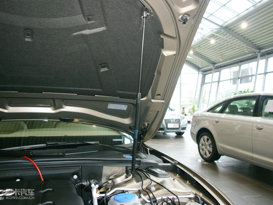 2010��W��A5 2.0TFSI Sportback ���m��