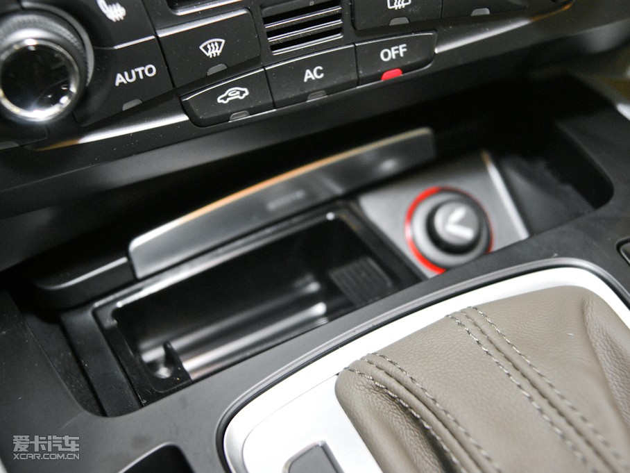 2010?yun)WA5 2.0TFSI Sportback m