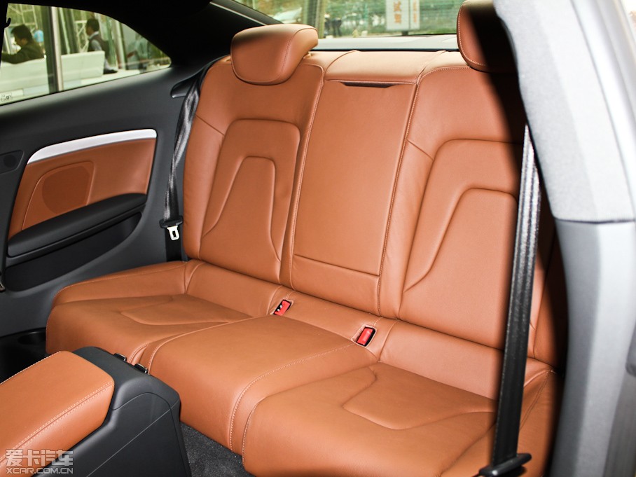 2010?yun)WA5 Coupe 2.0T Coupe