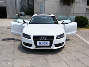 2010款2.0TFSI Sportback 豪华型 车门全开