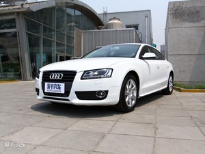 2010款2.0TFSI Sportback 豪华型 左前45度