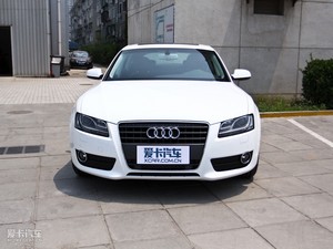 2010款2.0TFSI Sportback 豪华型 正前