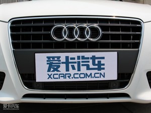 2010款2.0TFSI Sportback 豪华型 中网