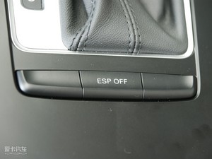 2010��2.0TFSI Cabriolet �п؅^