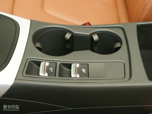 2010��2.0TFSI Cabriolet ���g����