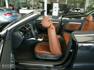 2010��2.0TFSI Cabriolet ���g����