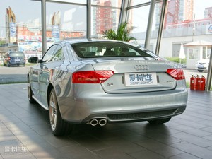 20102.0T Coupe Lа w^