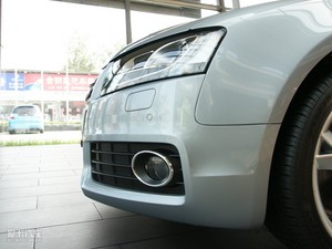 20102.0T Coupe Lа ^