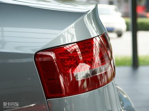 20102.0T Coupe Lа ^