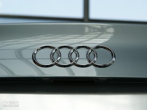 20102.0T Coupe Lа ^