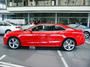 20102.0T Coupe Lа w^