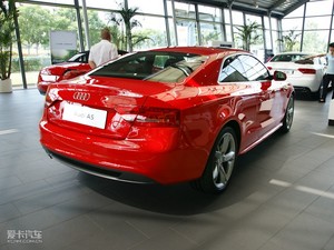 20102.0T Coupe Lа w^