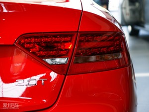 20102.0T Coupe Lа ^