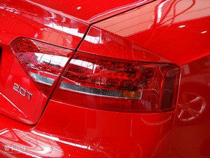 20102.0T Coupe Lа ^