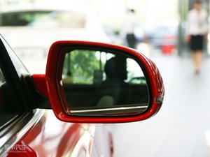 20102.0T Coupe Lа ^