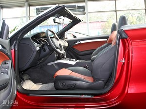 20103.0T Cabriolet ǰſg