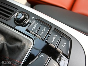 20103.0T Cabriolet п؅^