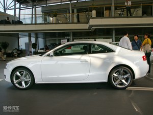20103.2 Coupe quattro ȣ