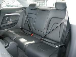 20103.2 Coupe quattro ſg