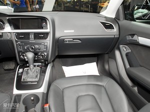 20102.0T Coupe п؅^