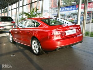 2010款2.0TFSI Sportback 技术型 整体外观