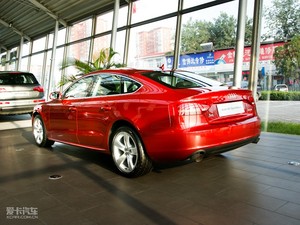 2010款2.0TFSI Sportback 技术型 整体外观