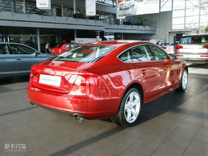 2010款2.0TFSI Sportback 技术型 整体外观