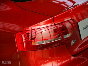 20102.0TFSI Sportback g ^