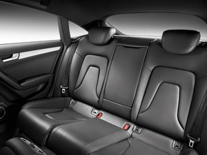 2010款2.0TFSI Sportback 豪华型 空间座椅