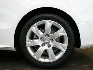 2010��2.0TFSI Cabriolet ����(ji��)���^