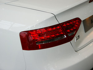 2010��2.0TFSI Cabriolet ����(ji��)���^