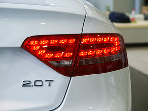 2010��2.0TFSI Cabriolet ����(ji��)���^