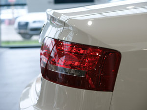 2010��2.0TFSI Cabriolet �������^