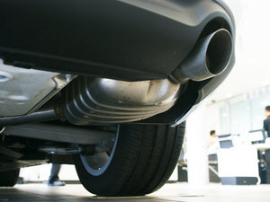 2010��2.0TFSI Cabriolet �������^