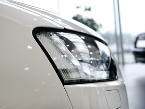 2010��2.0TFSI Cabriolet �������^