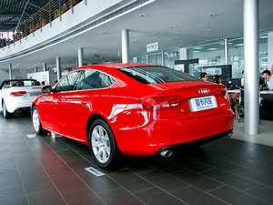 20102.0TFSI Sportback m w^