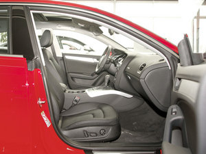 20102.0TFSI Sportback m g