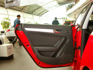 20102.0TFSI Sportback m g