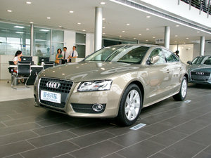 20102.0TFSI Sportback m w^