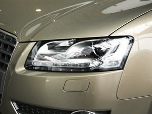 20102.0TFSI Sportback m ^