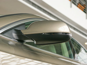 20102.0TFSI Sportback m ^