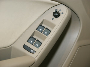 20102.0TFSI Sportback m п؅^(q)