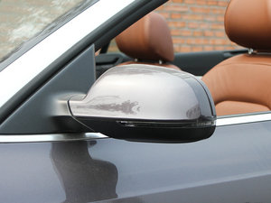 2010��2.0TFSI Cabriolet �������^