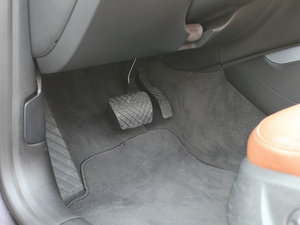 2010��2.0TFSI Cabriolet ���g����