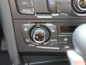 2010��2.0TFSI Cabriolet �п؅^