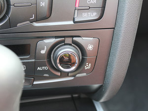 2010��2.0TFSI Cabriolet �п؅^