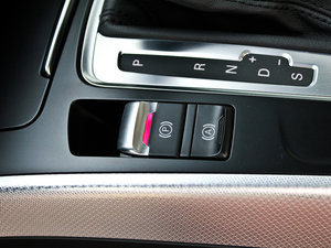 20102.0T Coupe v܇Ƅ