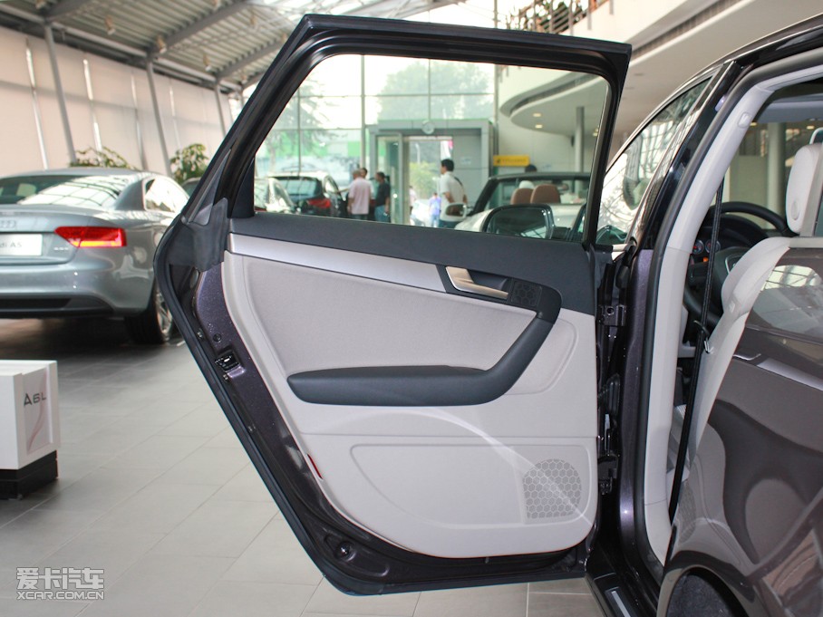 2010WA3 Sportback(M) Sportback 1.4T m