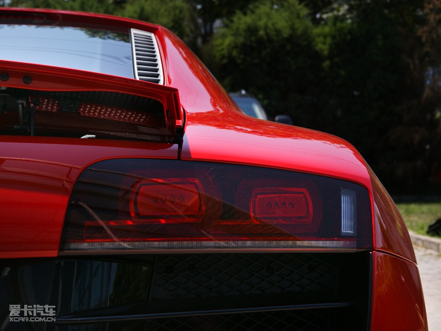 2010WR8 Coupe 5.2 FSI