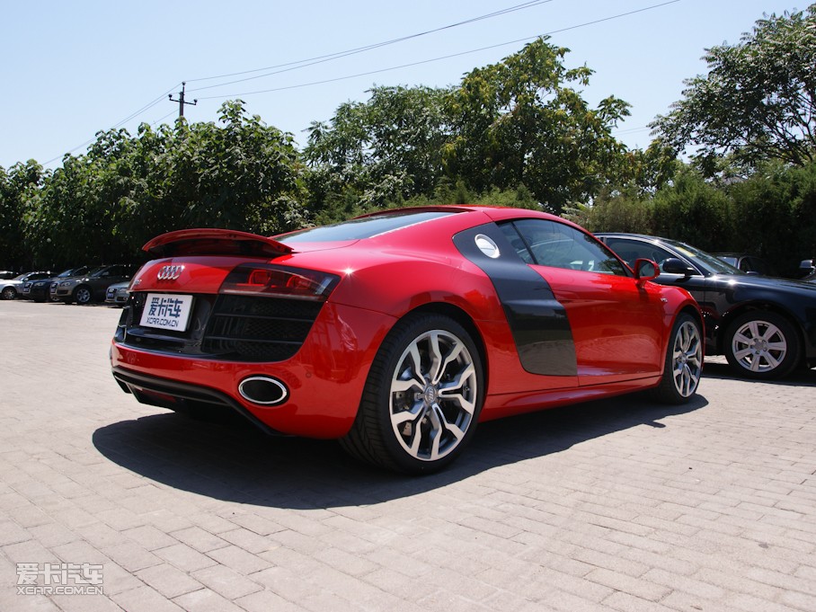 2010WR8 Coupe 5.2 FSI